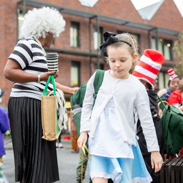 book week parade 2019-6